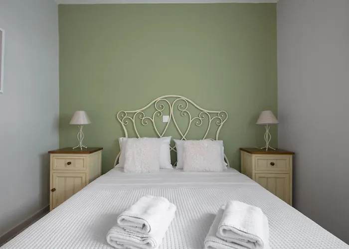 펜션 Malena House By Luxlikehome