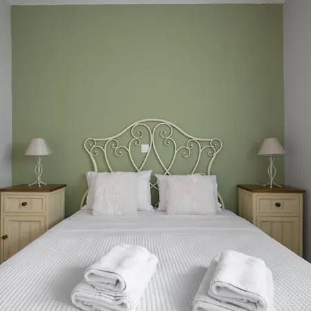 Holiday home Malena House By Luxlikehome