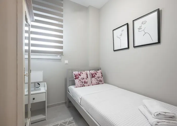 Malena House By Luxlikehome Сasa de vacaciones Siviri