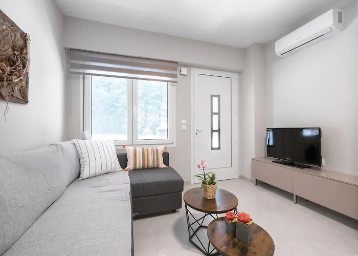 Malena House By Luxlikehome